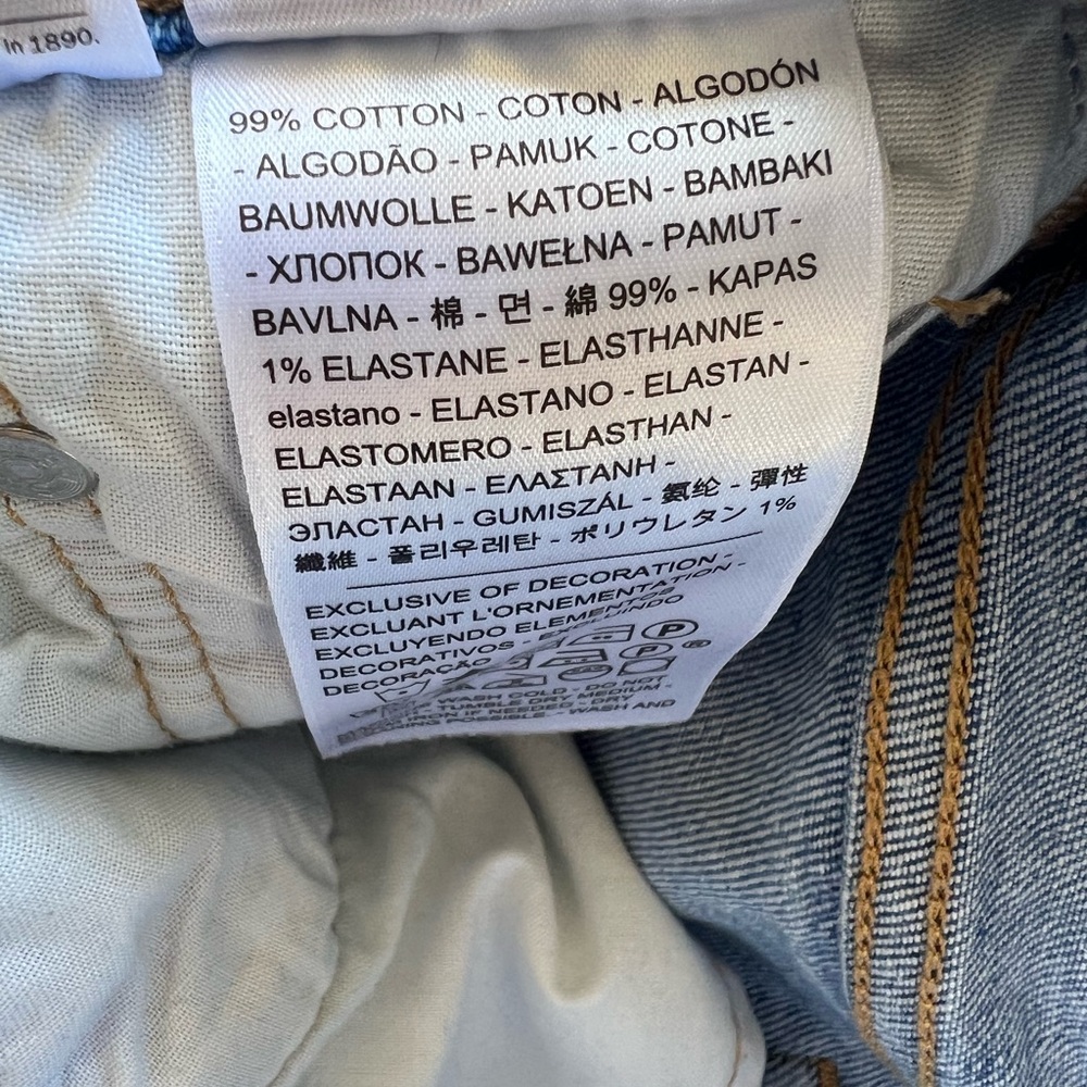 Levi's Women's Straight Leg Blue Jeans - Picture 6 of 7